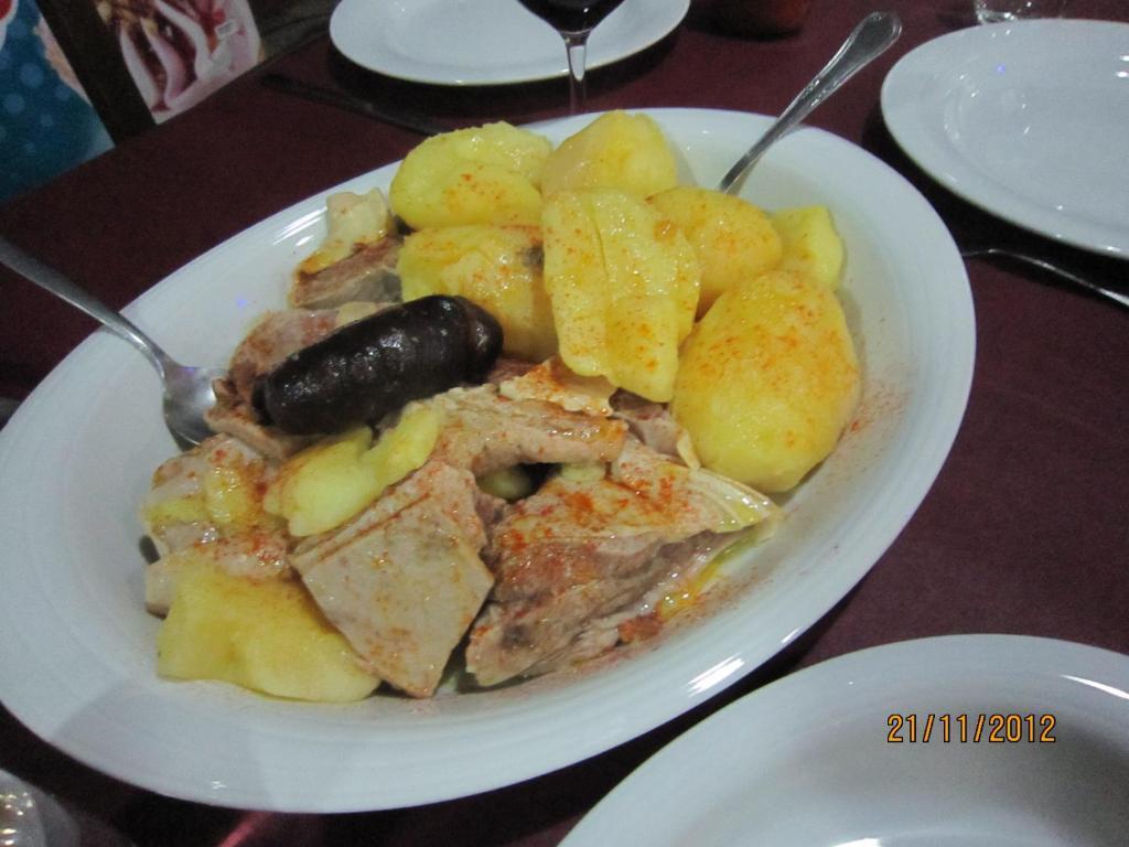 ريدونديلا Hotel Santo Apostol المظهر الخارجي الصورة